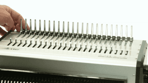 Plastic Comb and Wire Binding Machine ST960